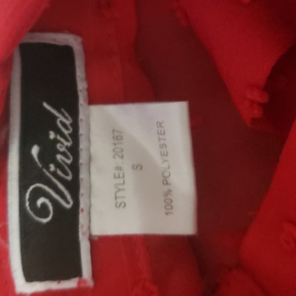 Red blouse - Picture 5 of 5